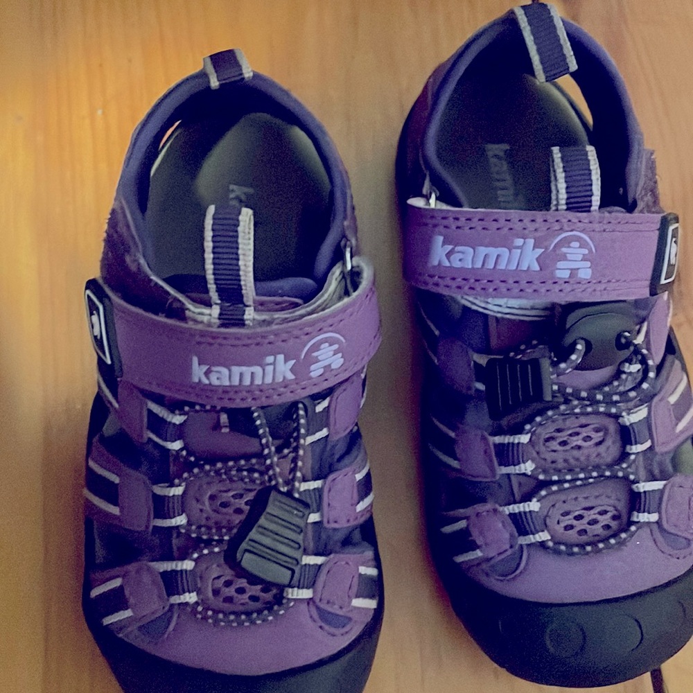 Kamik - CLOSED-TOE SANDALS FOR TODDLERS | CRAB | purple